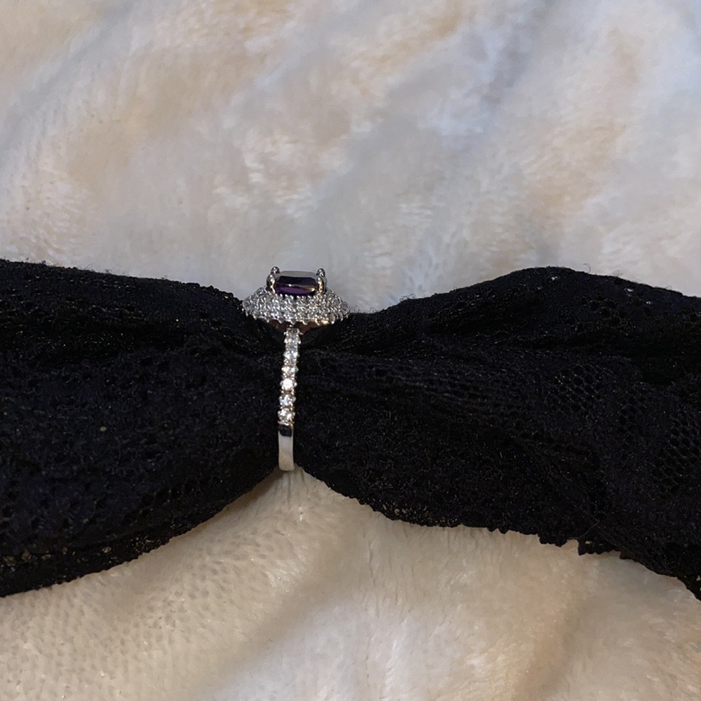 Amethyst stone ring - Picture 3 of 4